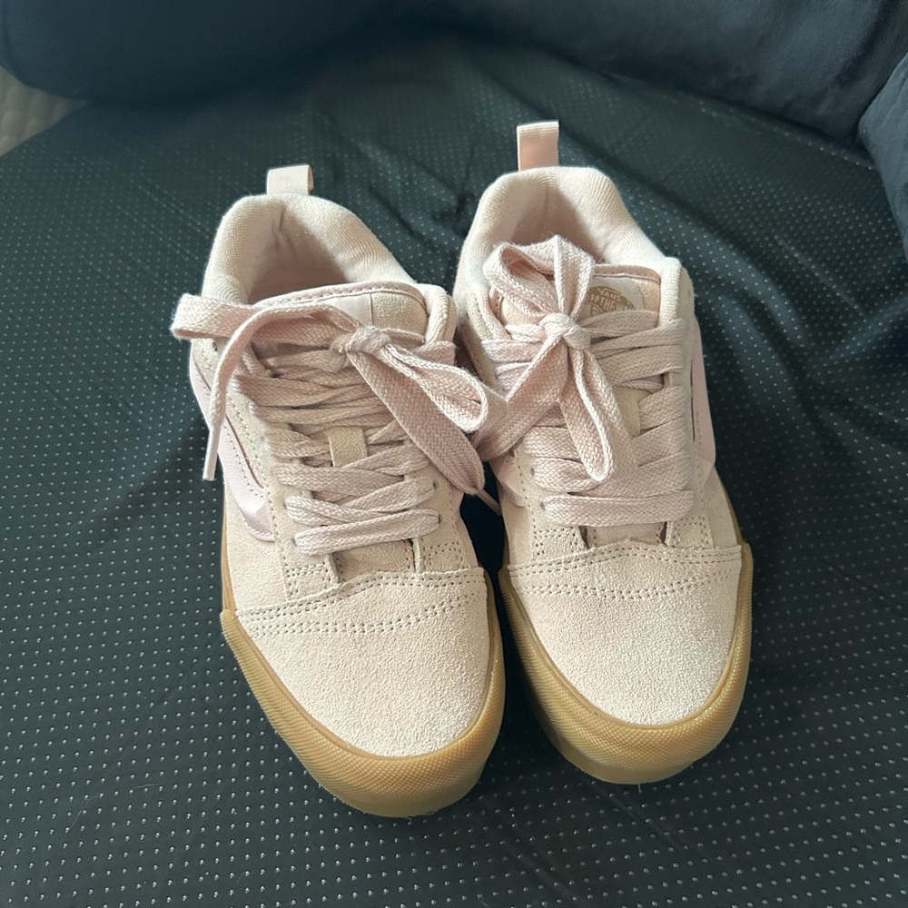 Vans Platform Sneakers in Blush Pink with Gum Sole - Picture 6 of 6
